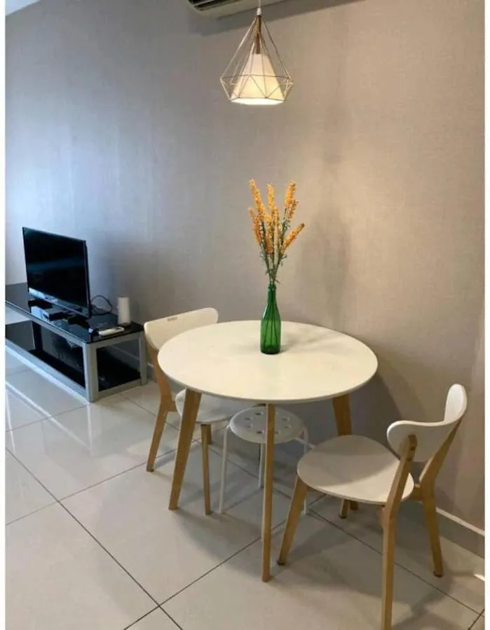 Sausana Suites D'Homestay03 Johor Bahru Apartment